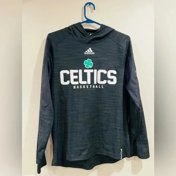 adidas Tops - 🔥Adidas Celtics sweatshirt 🔥